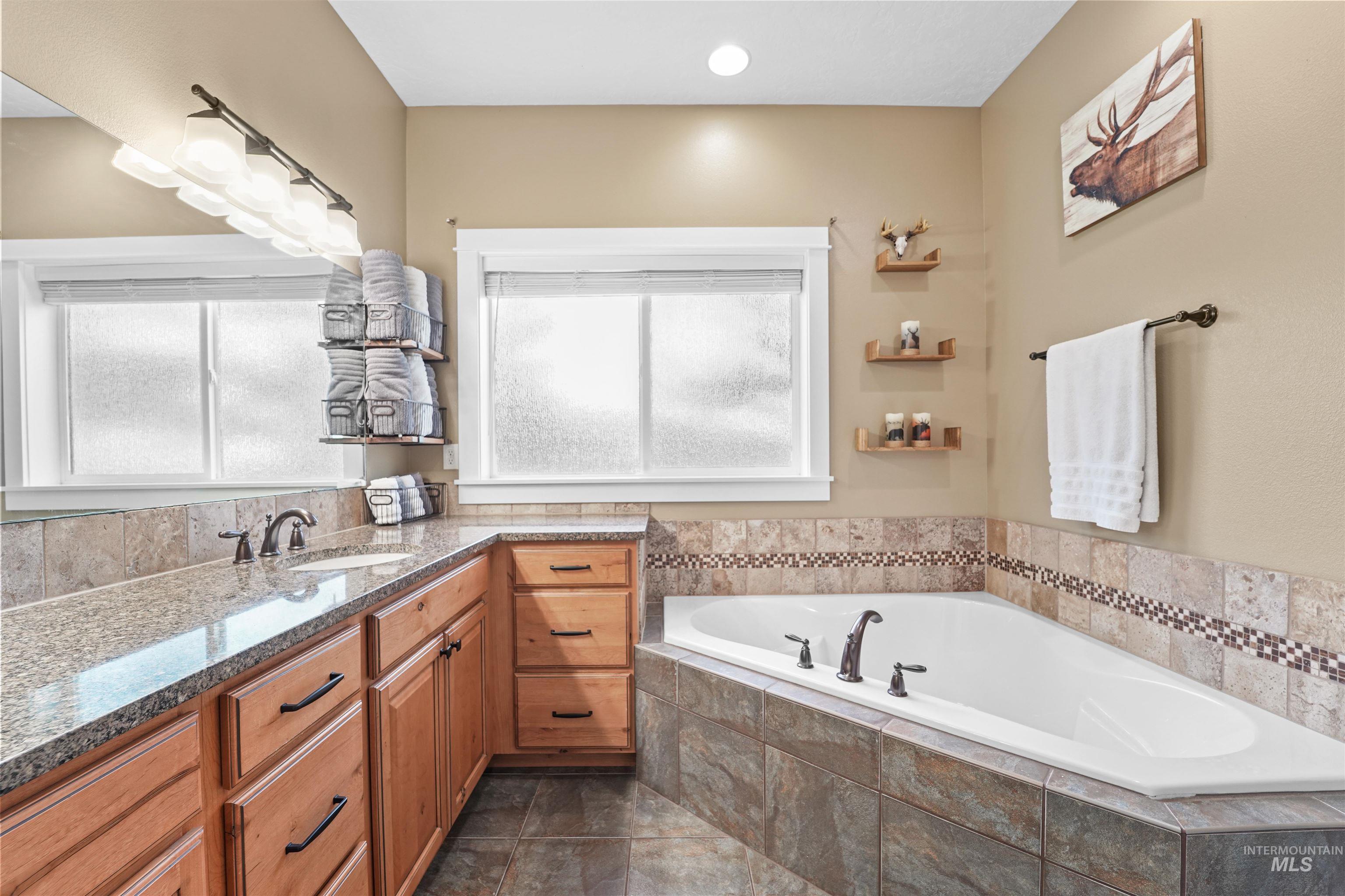 7065 Mustang Lane Property Photo 15