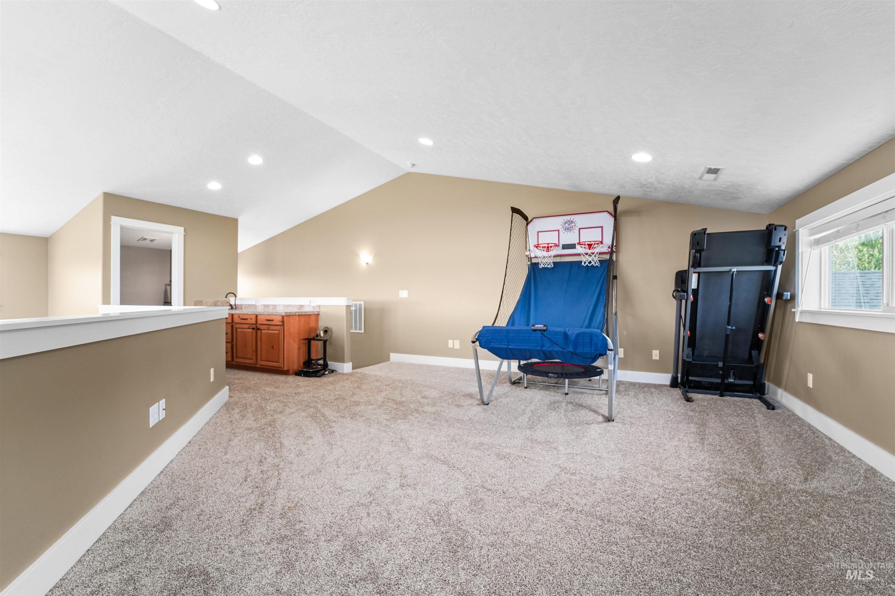 7065 Mustang Lane Property Photo 24