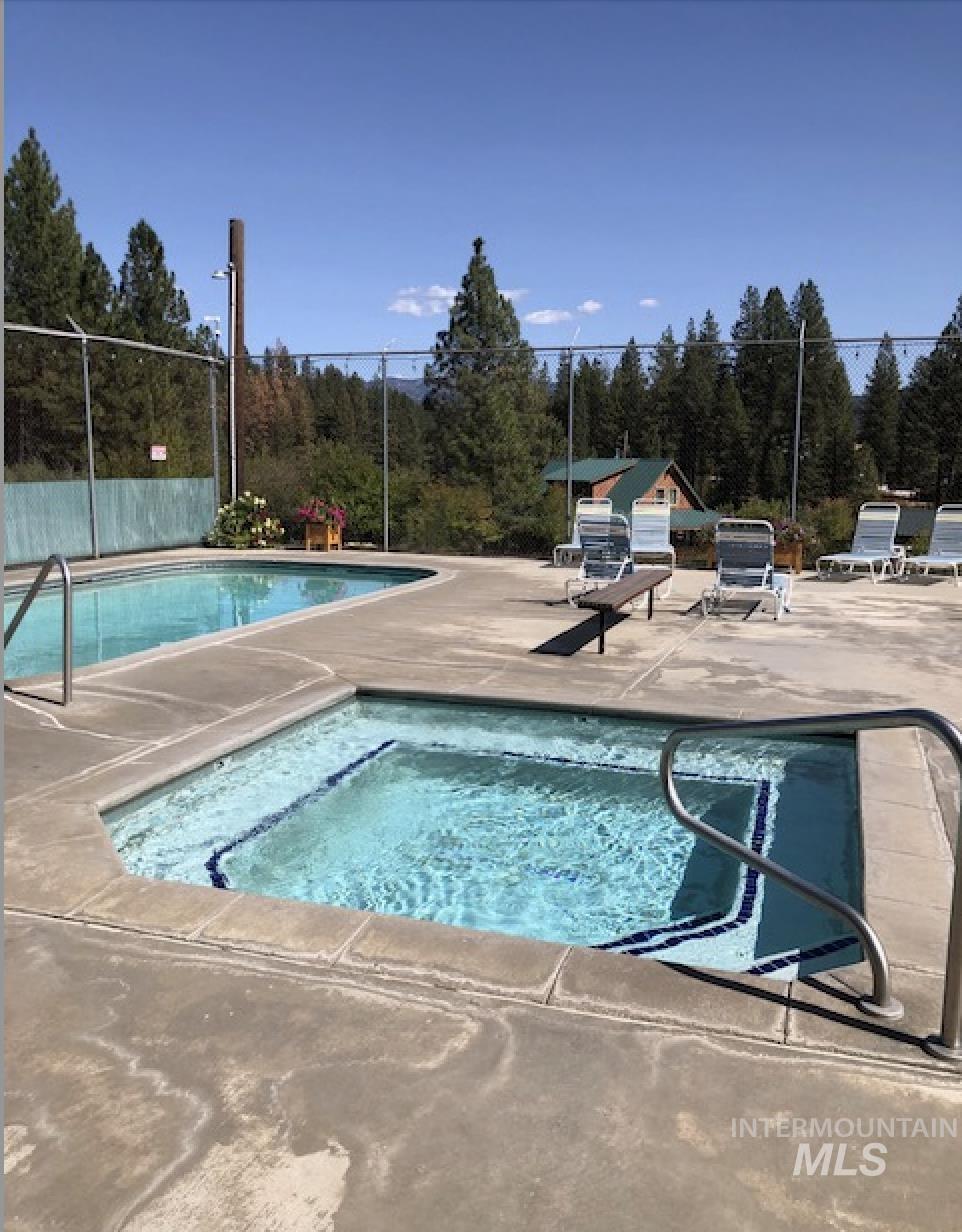 36 Aspen Dr Property Photo 35