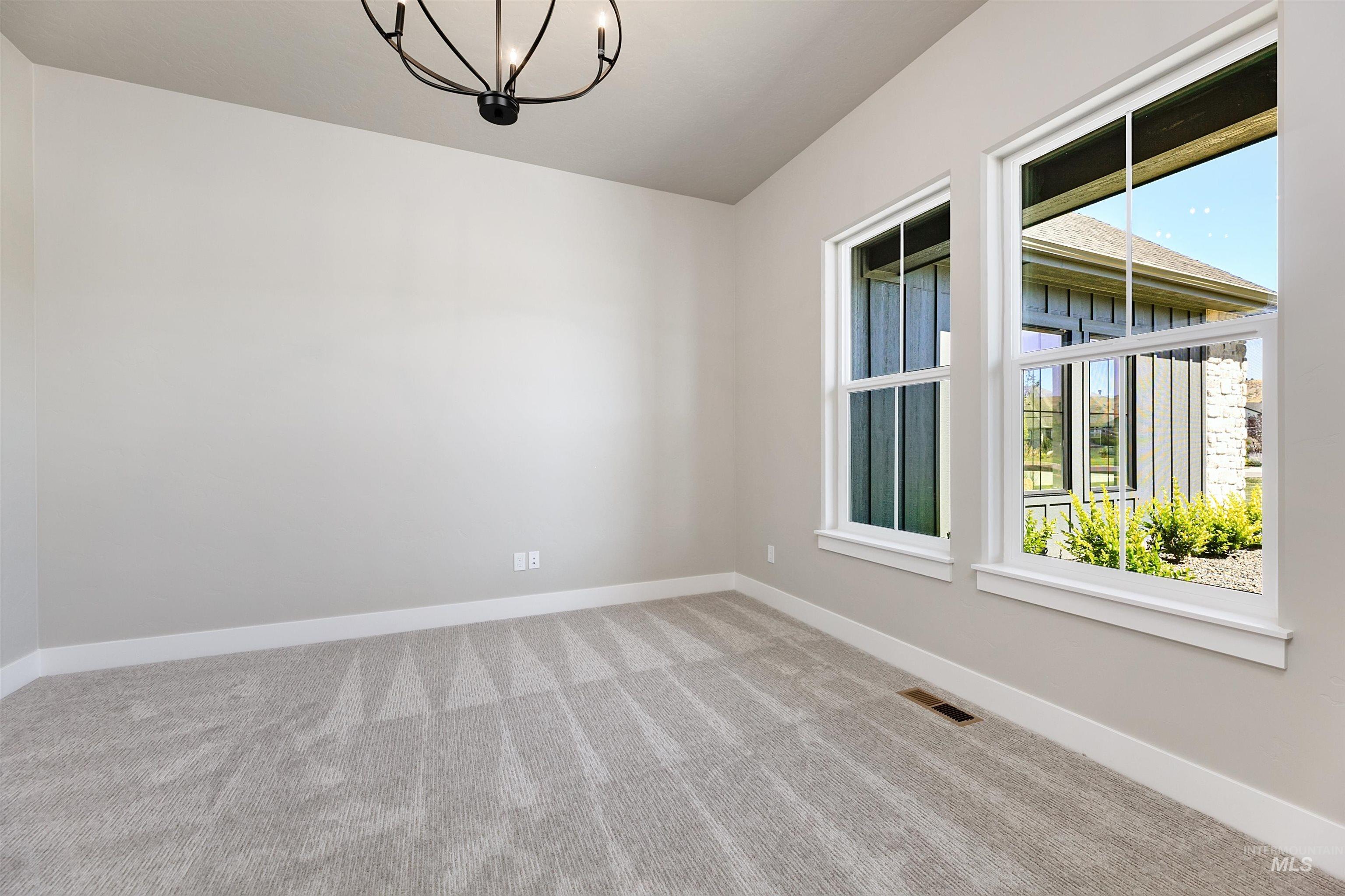 7665 W Diamond Lake Dr Property Photo 36