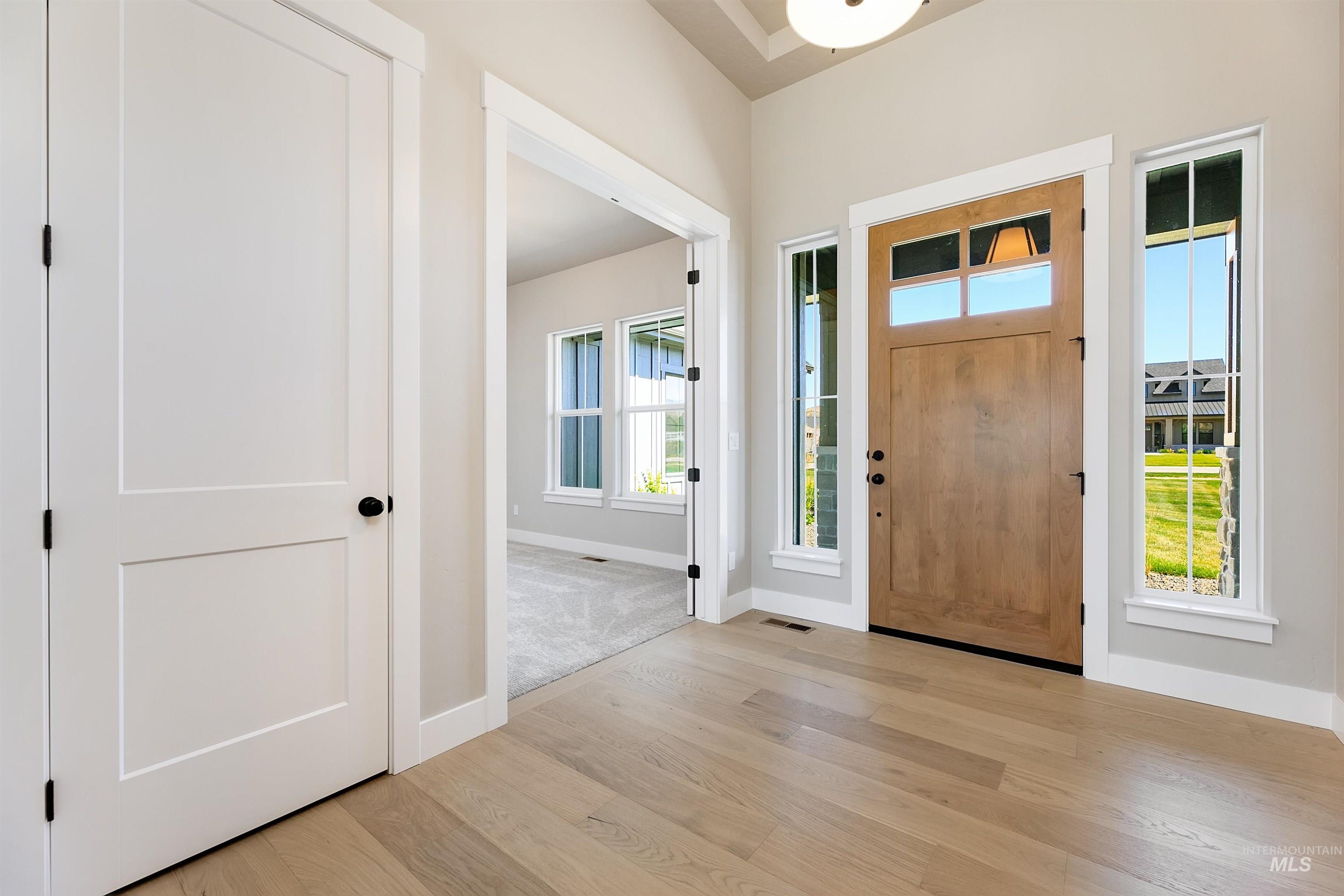 7665 W Diamond Lake Dr Property Photo 37