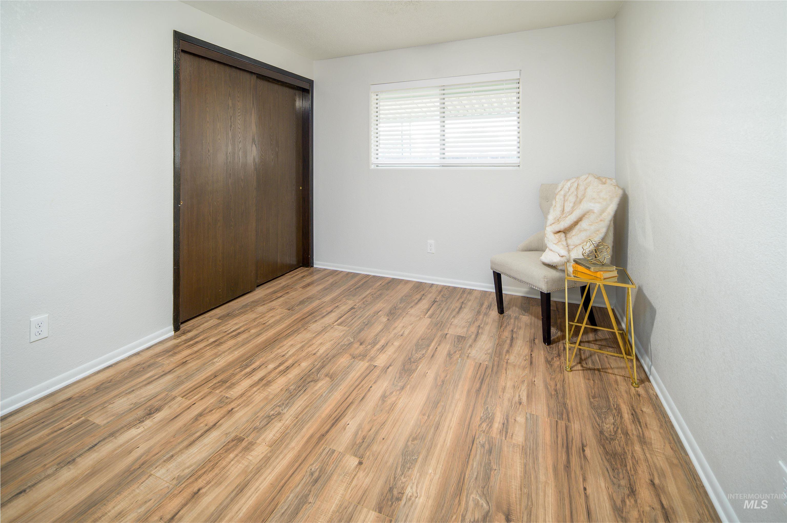 1715 Willow St Property Photo 7