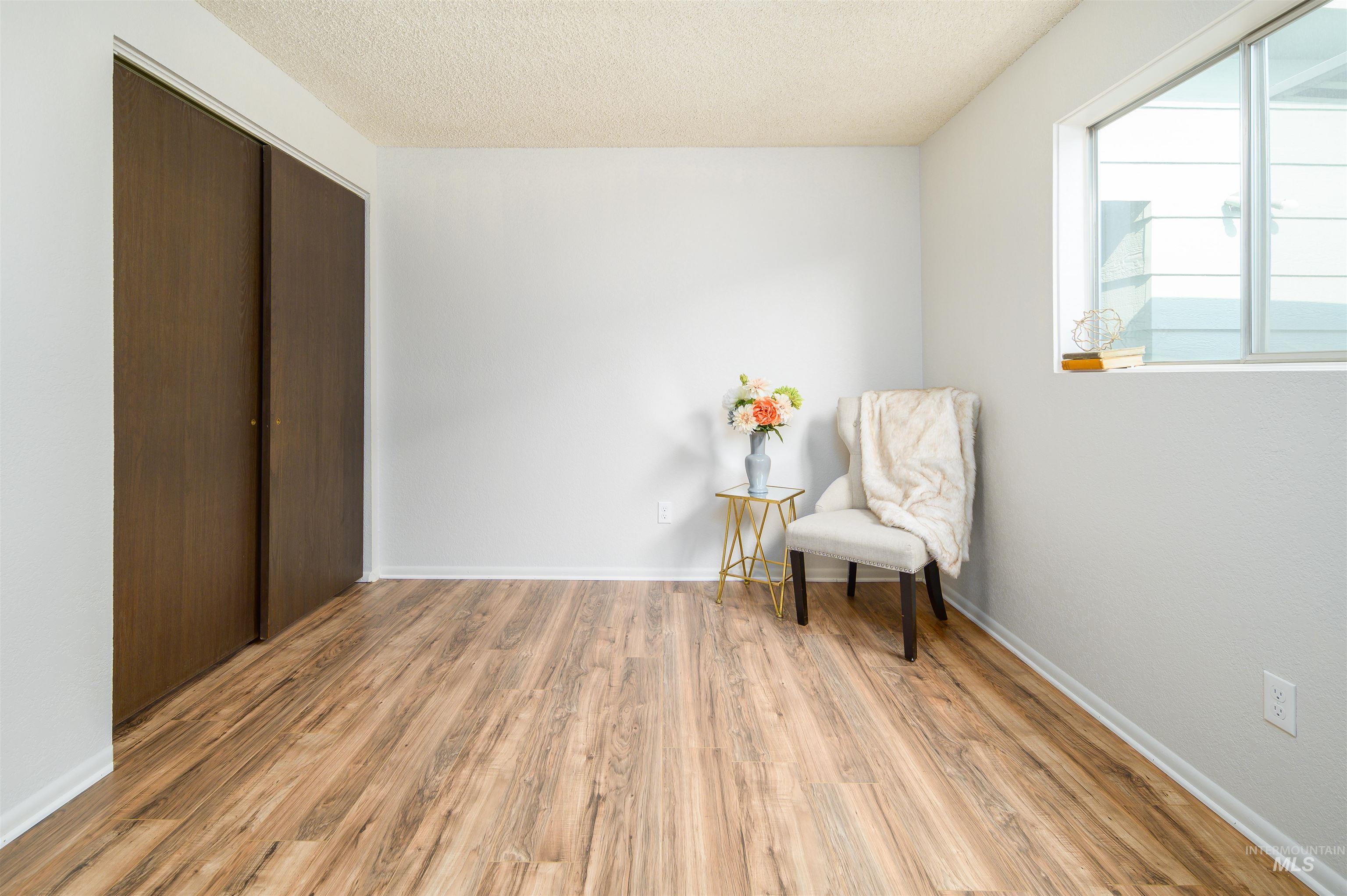 1715 Willow St Property Photo 15