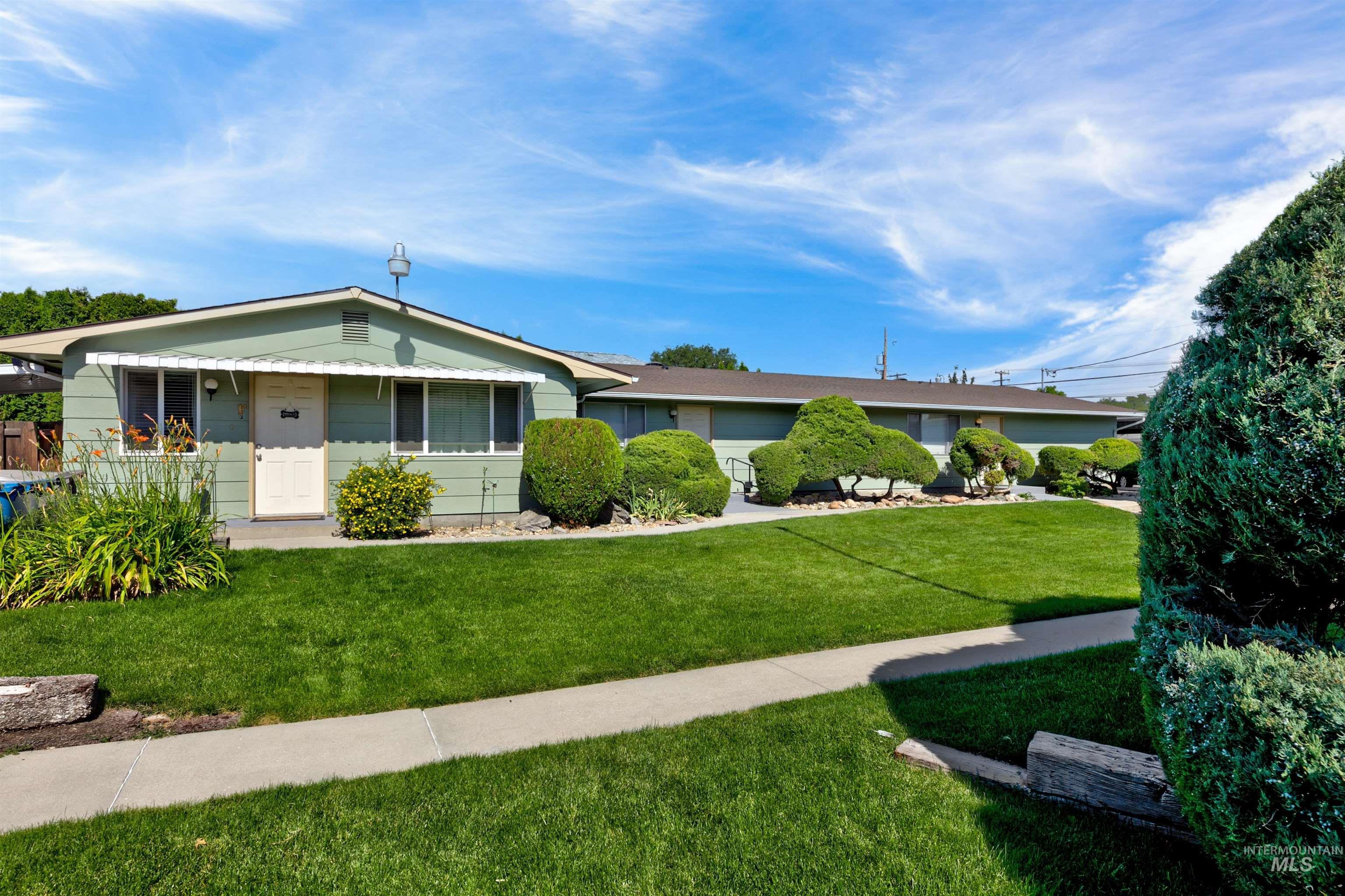 1715 Willow St Property Photo 33