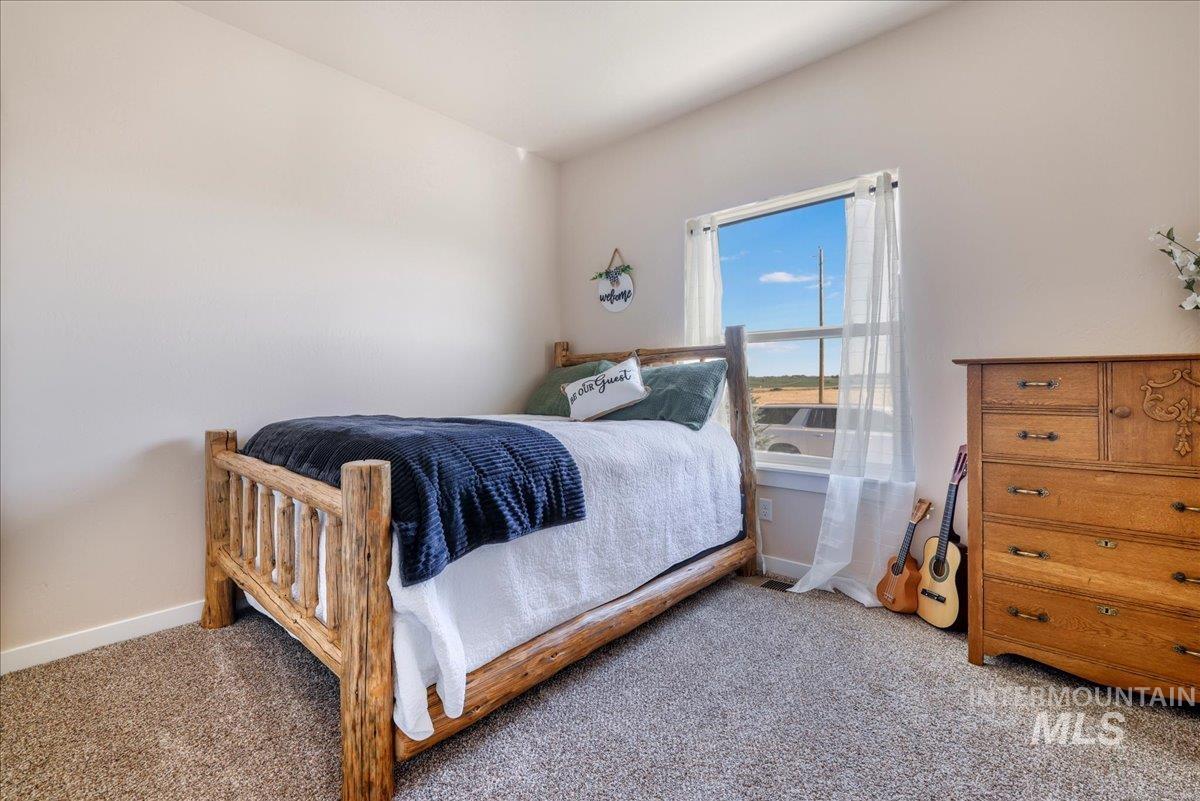 628 Pioneer Mountain Loop Property Photo 29