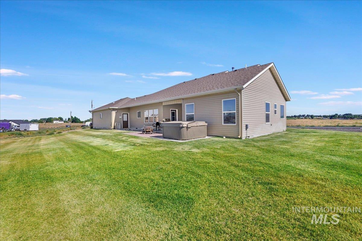 628 Pioneer Mountain Loop Property Photo 40