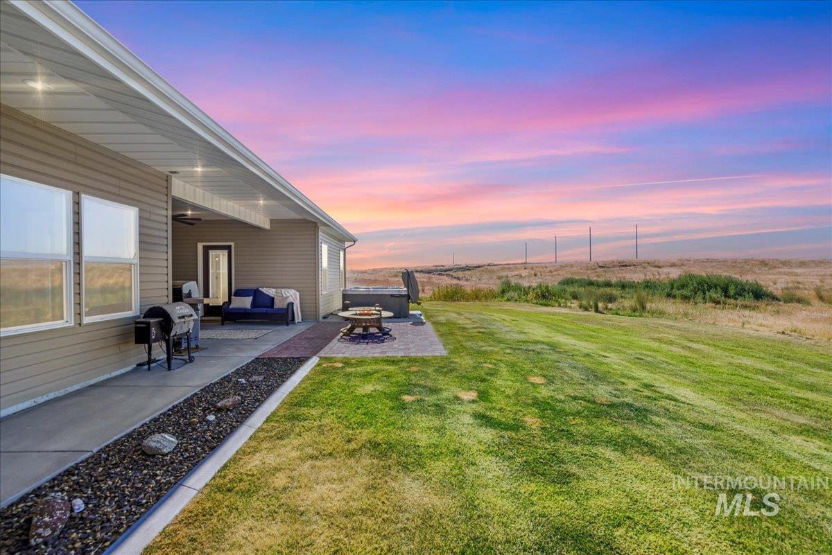 628 Pioneer Mountain Loop Property Photo 41