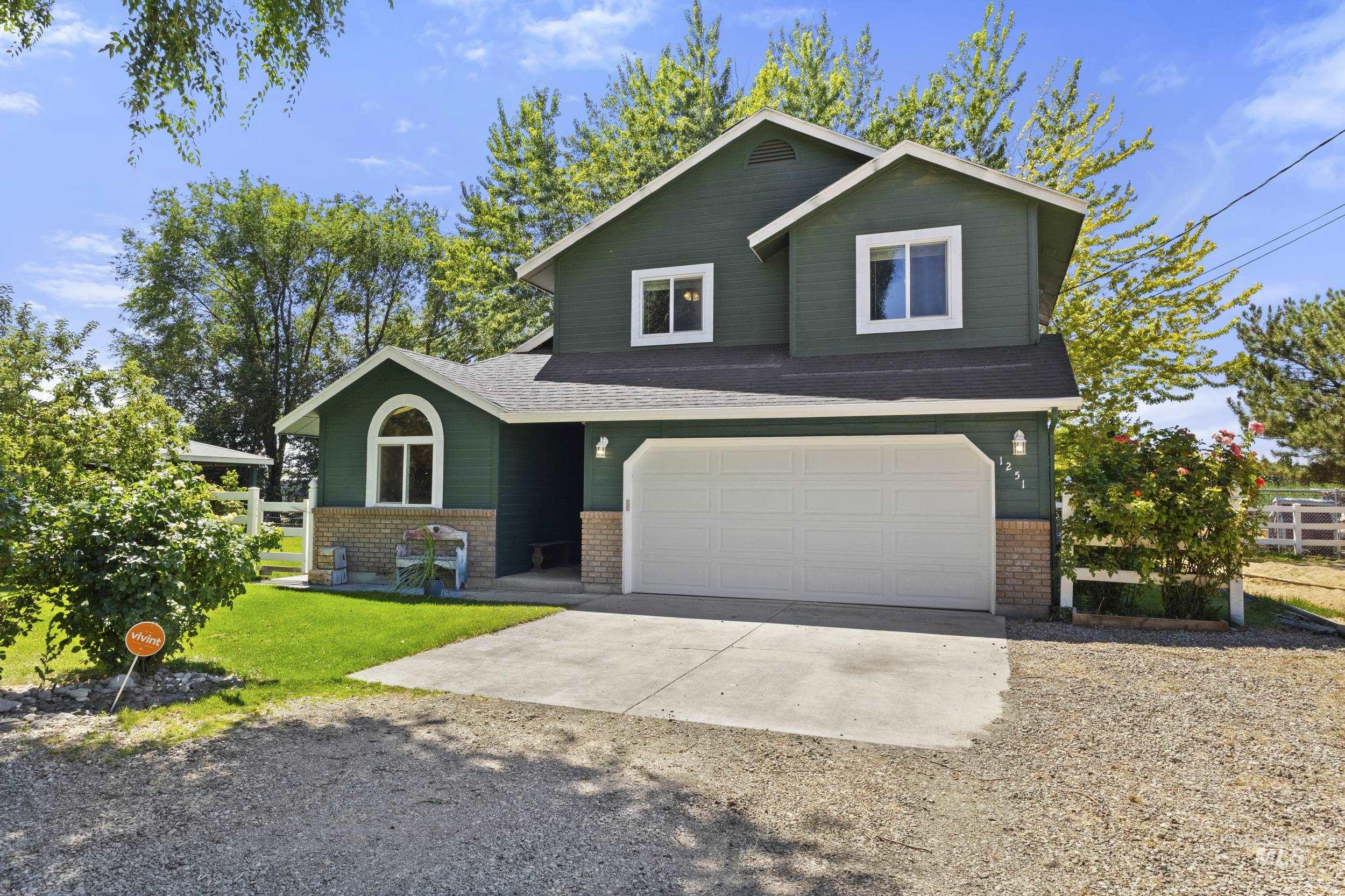 1251 58th Street Property Photo 2