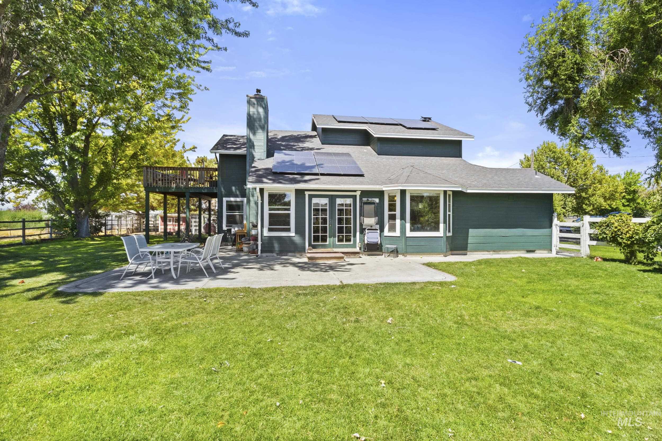 1251 58th Street Property Photo 3