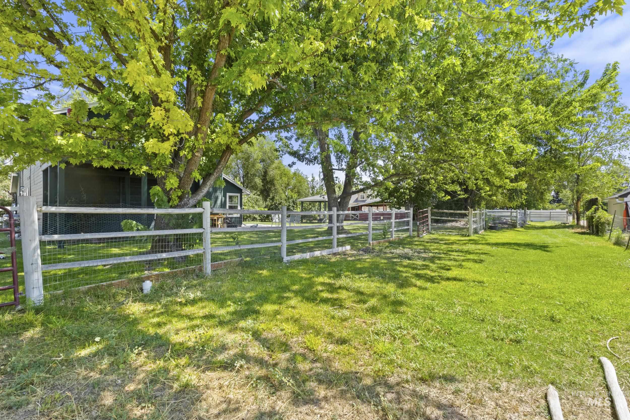 1251 58th Street Property Photo 5