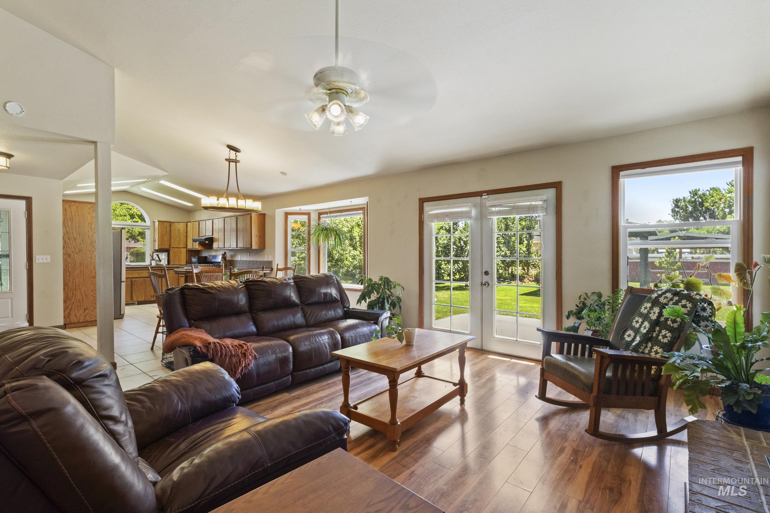 1251 58th Street Property Photo 11