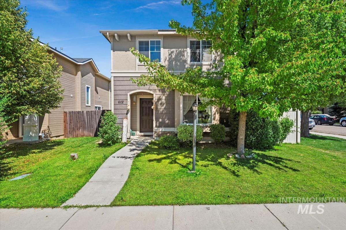 602 N Carisbrooke Ave. Property Photo 1