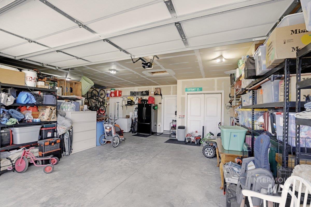 930 Ballard Way Property Photo 24