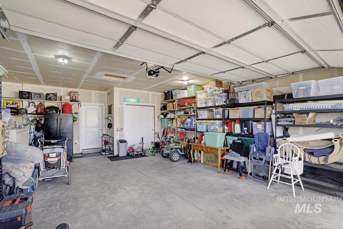 930 Ballard Way Property Photo 25