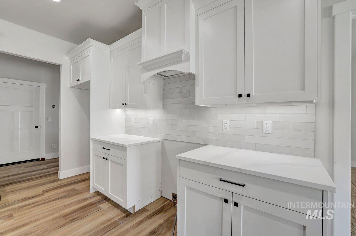 951 Gregory Way Property Photo 7