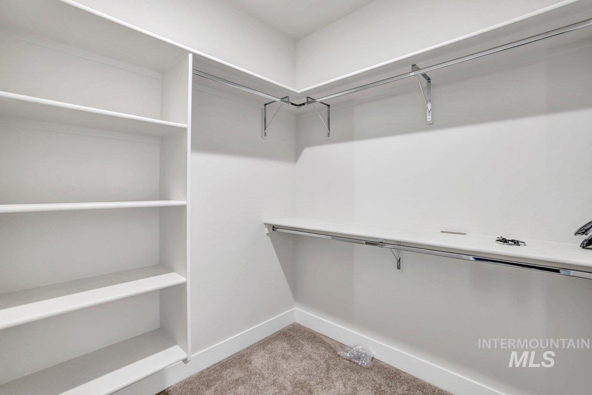 951 Gregory Way Property Photo 18