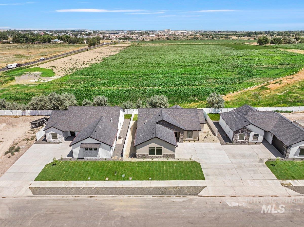 951 Gregory Way Property Photo 31