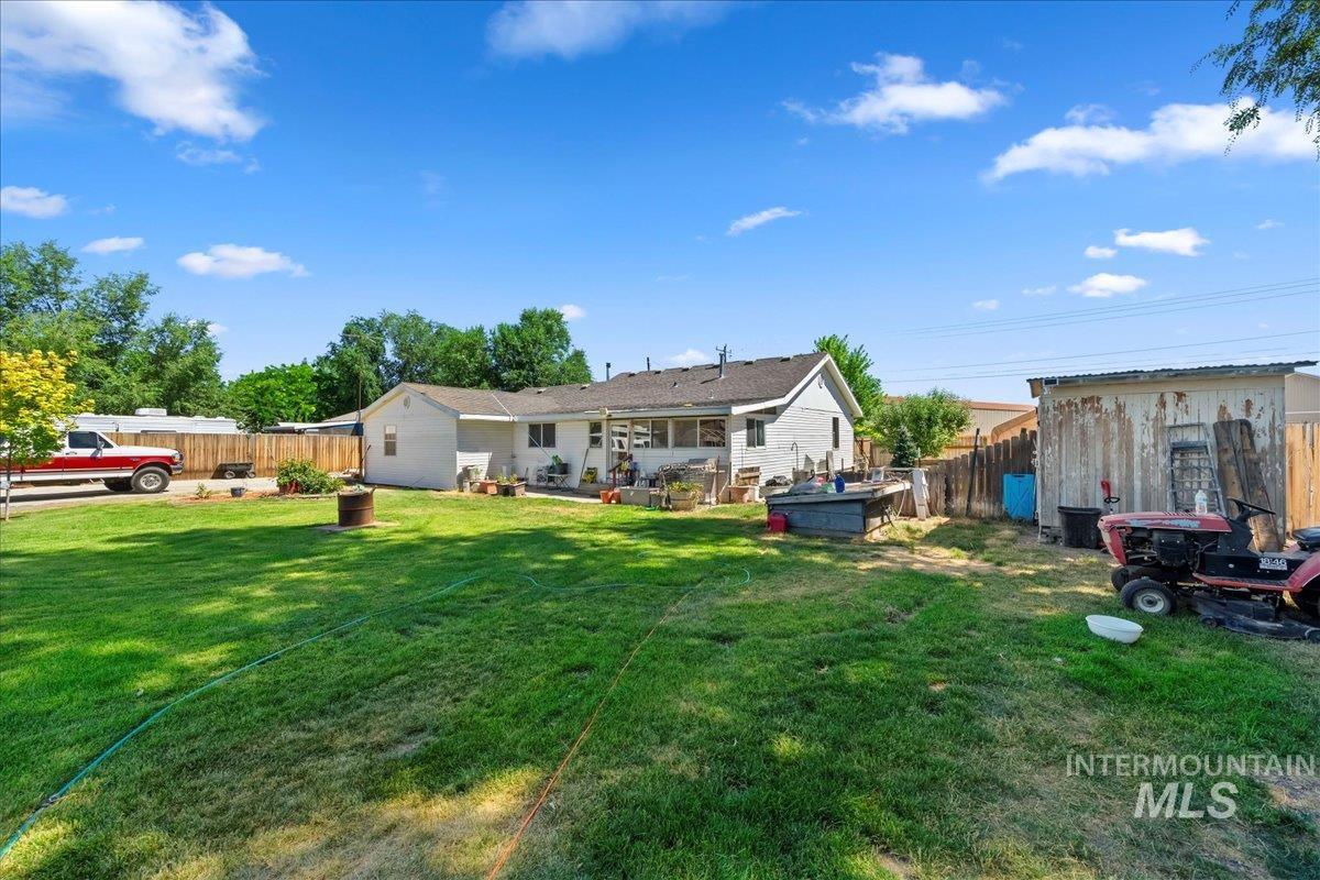 1150 S Park Street Property Photo 14