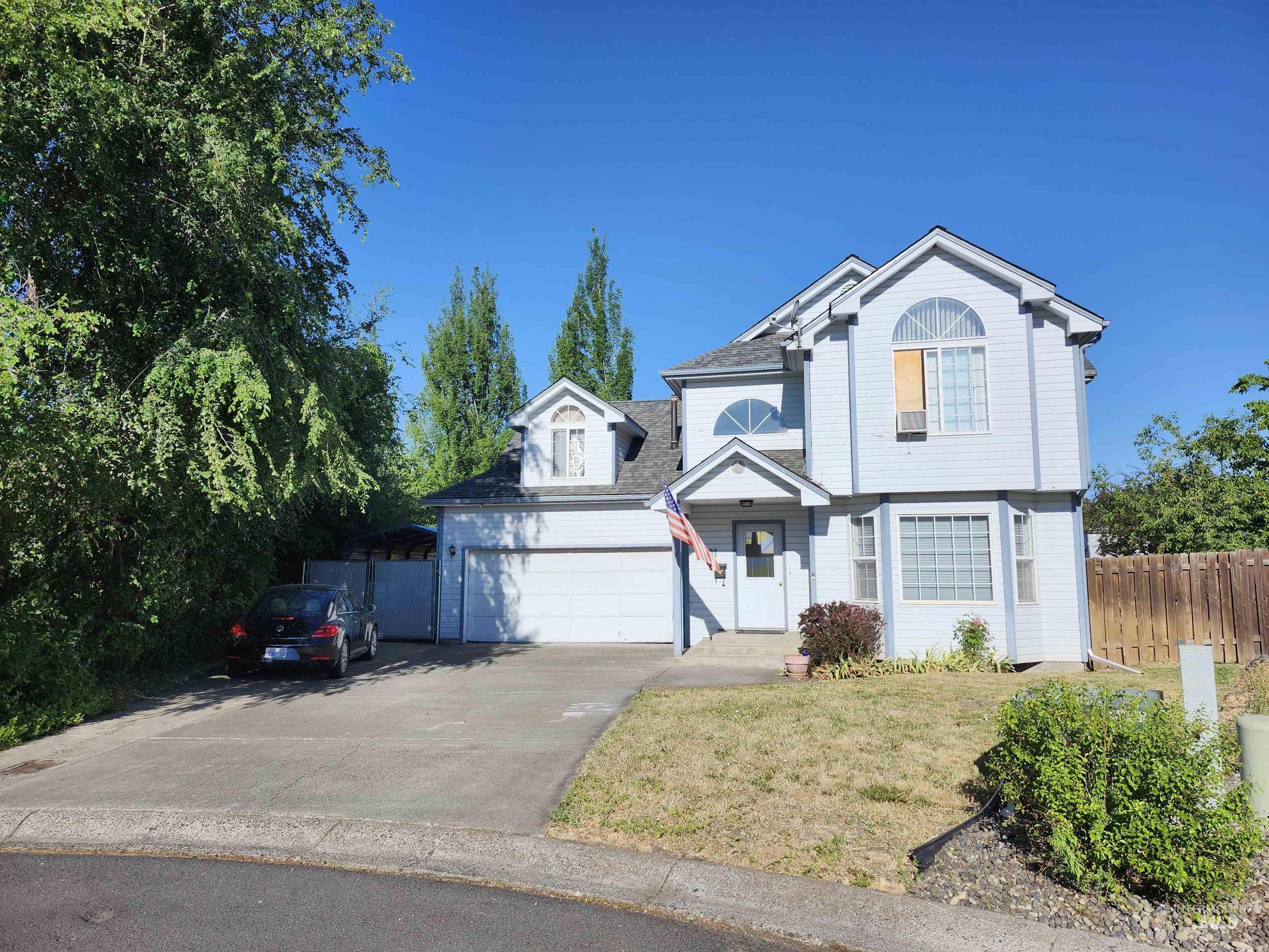 201 S Roosevelt St Property Photo 1