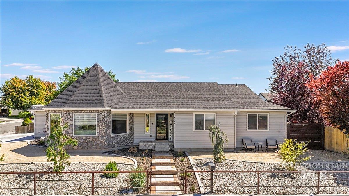 2630 Paintbrush Drive Property Photo 2