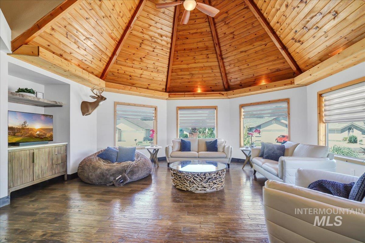 2630 Paintbrush Drive Property Photo 14