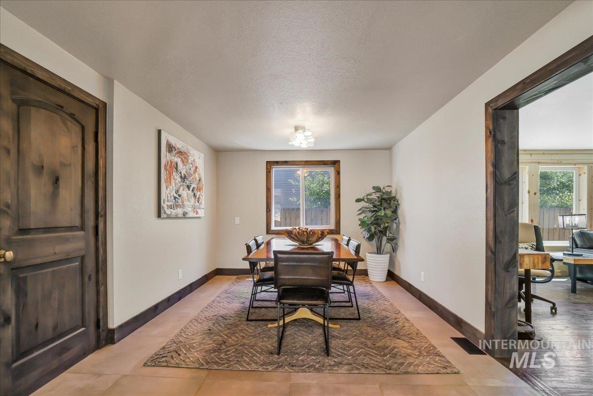 2630 Paintbrush Drive Property Photo 26