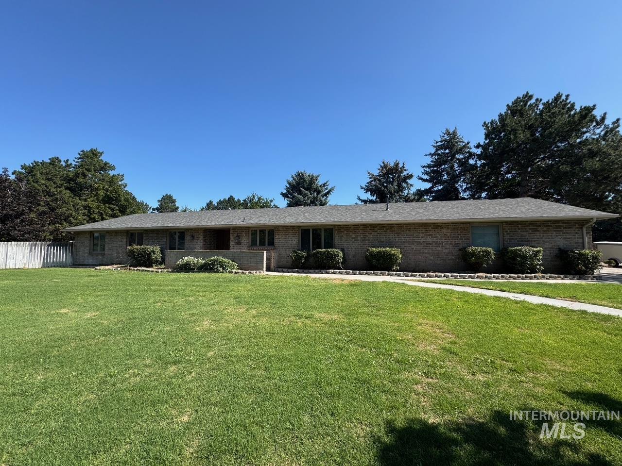 2334 Autumn Way Property Photo 1