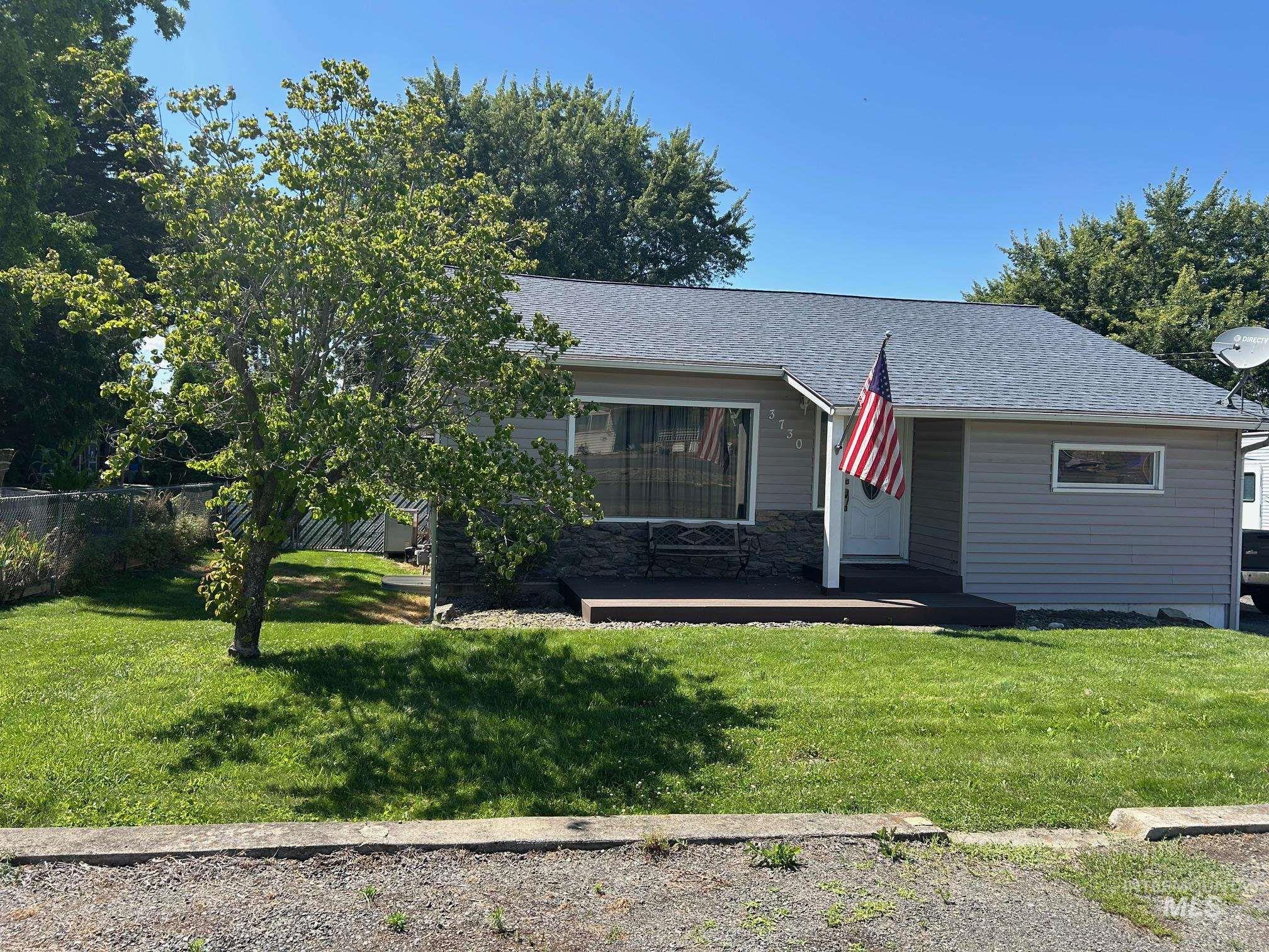 3730 11th Street Property Photo 1