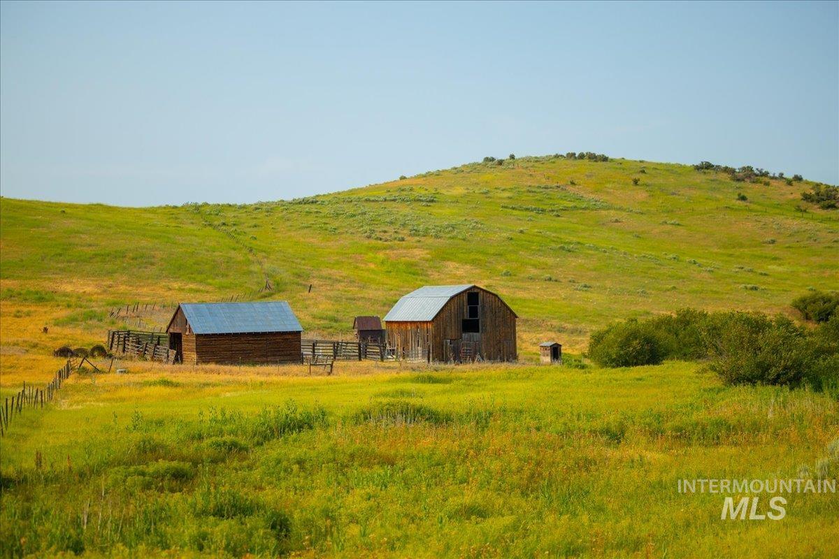 3127 Us Hwy 95 Property Photo 16