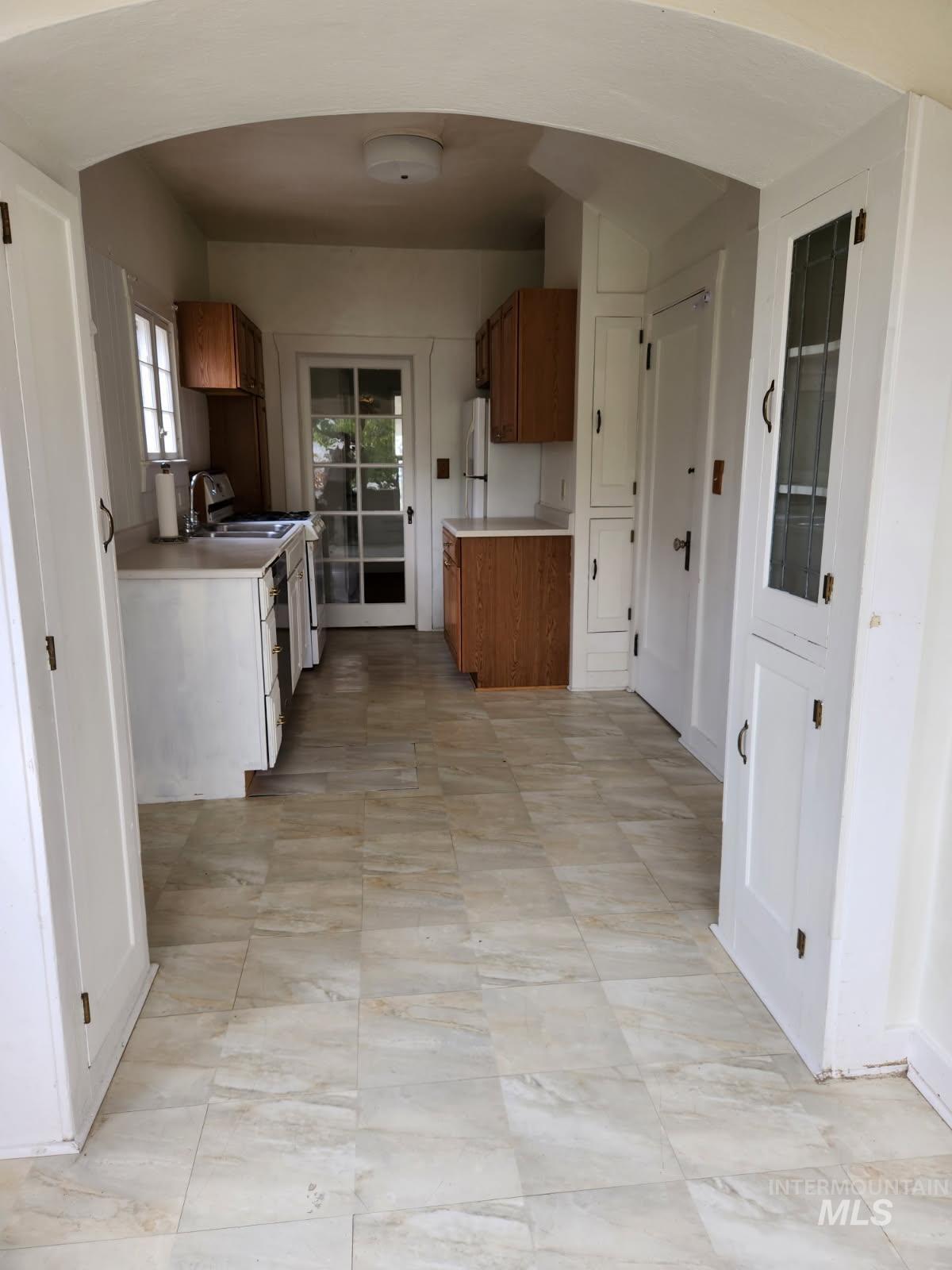 307 N 4th Street Property Photo 8