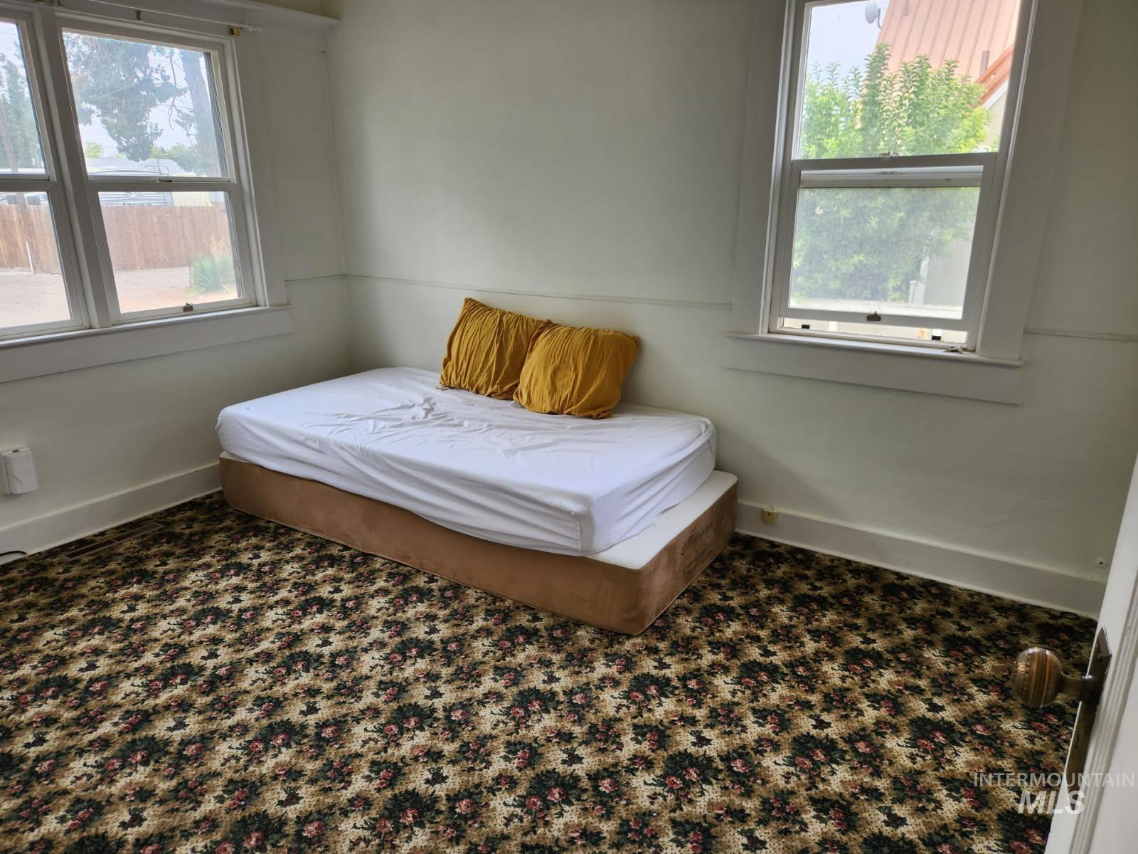 307 N 4th Street Property Photo 11