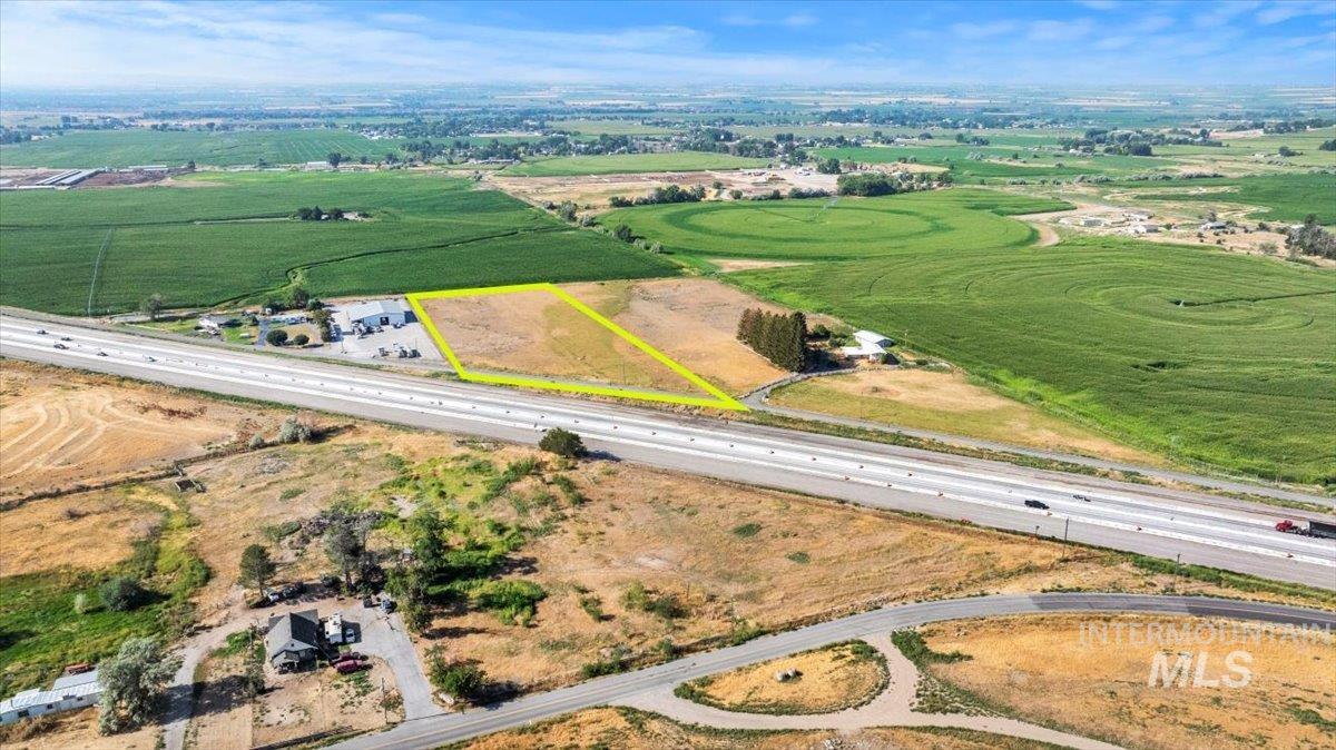 47 East Frontage Road Property Photo 10