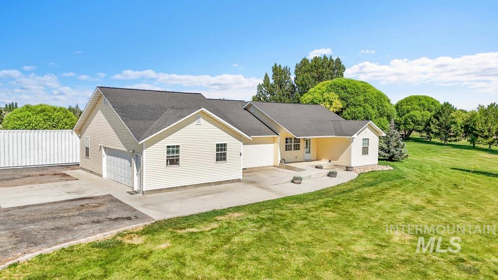 4048 N 1450 E Property Photo 1