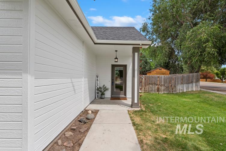 722 S Bonneville Dr Property Photo 5