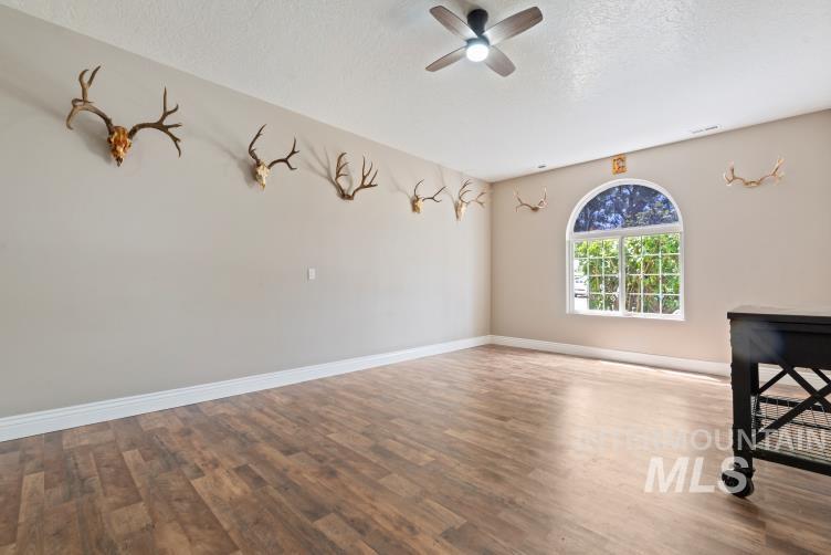 722 S Bonneville Dr Property Photo 12