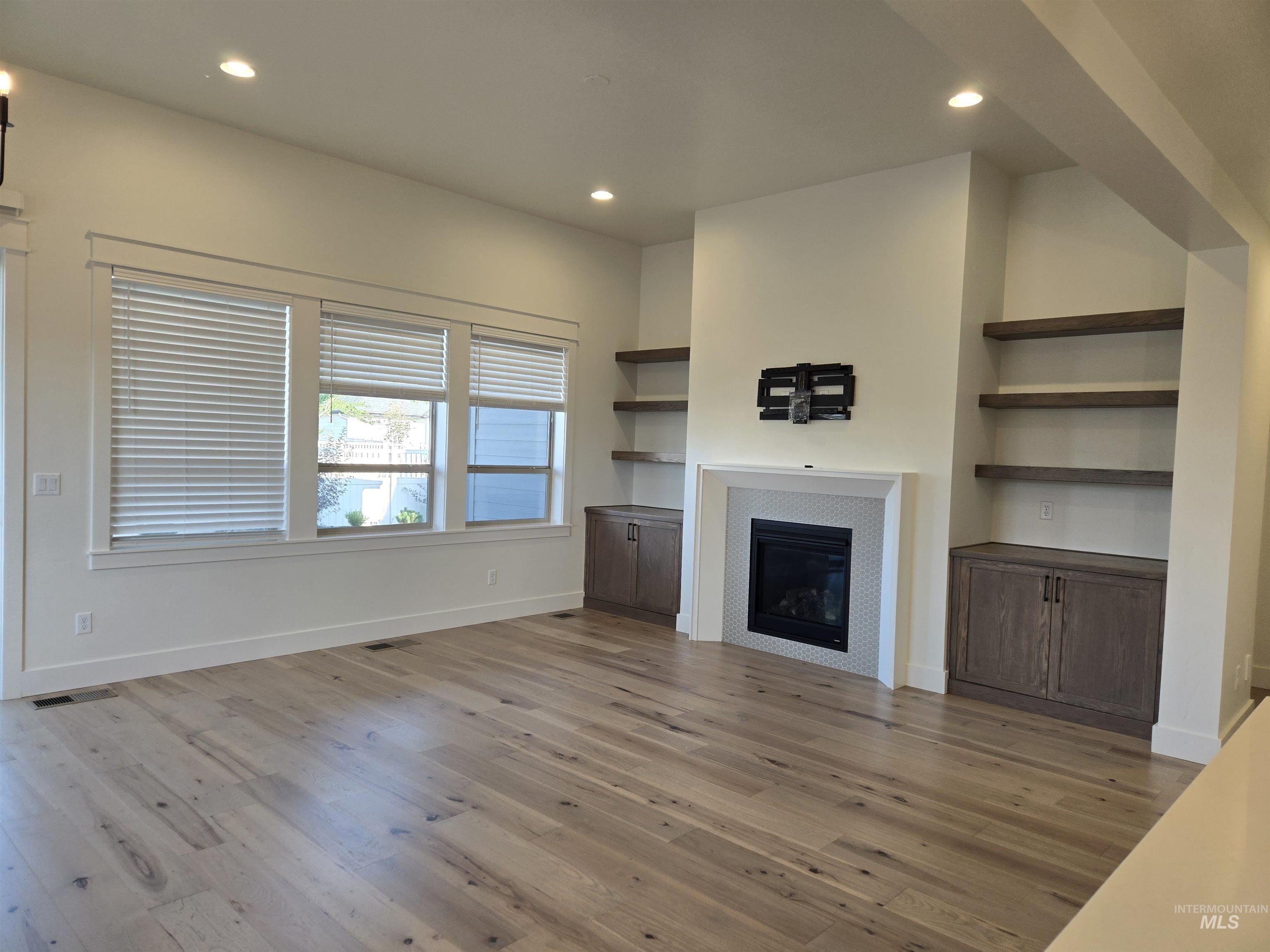 5079 N Brody Property Photo 10