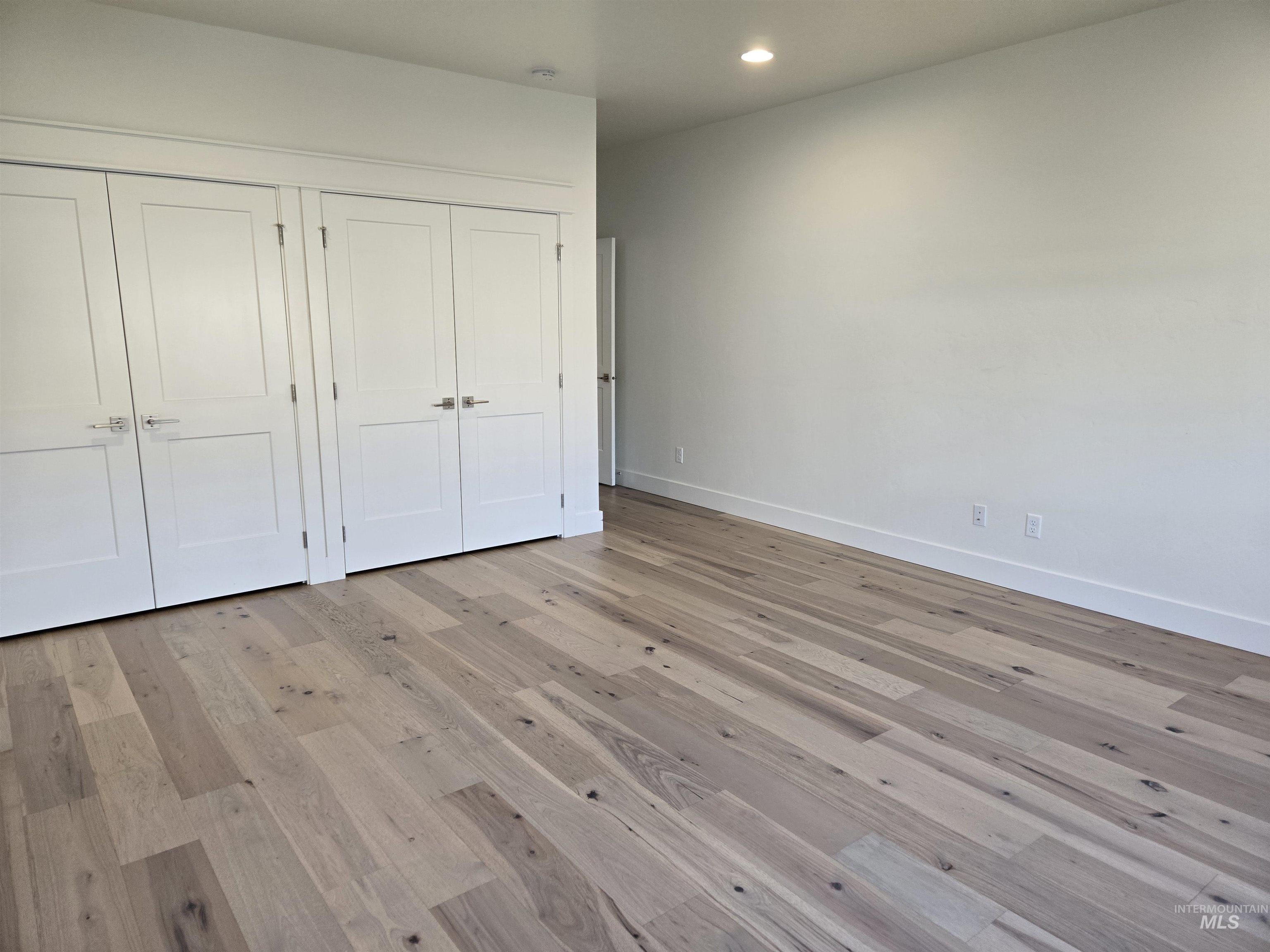 5079 N Brody Property Photo 13