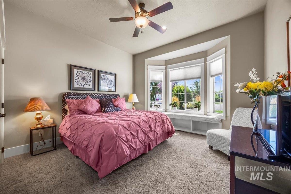 9790 W Golden Rain St. Property Photo 7