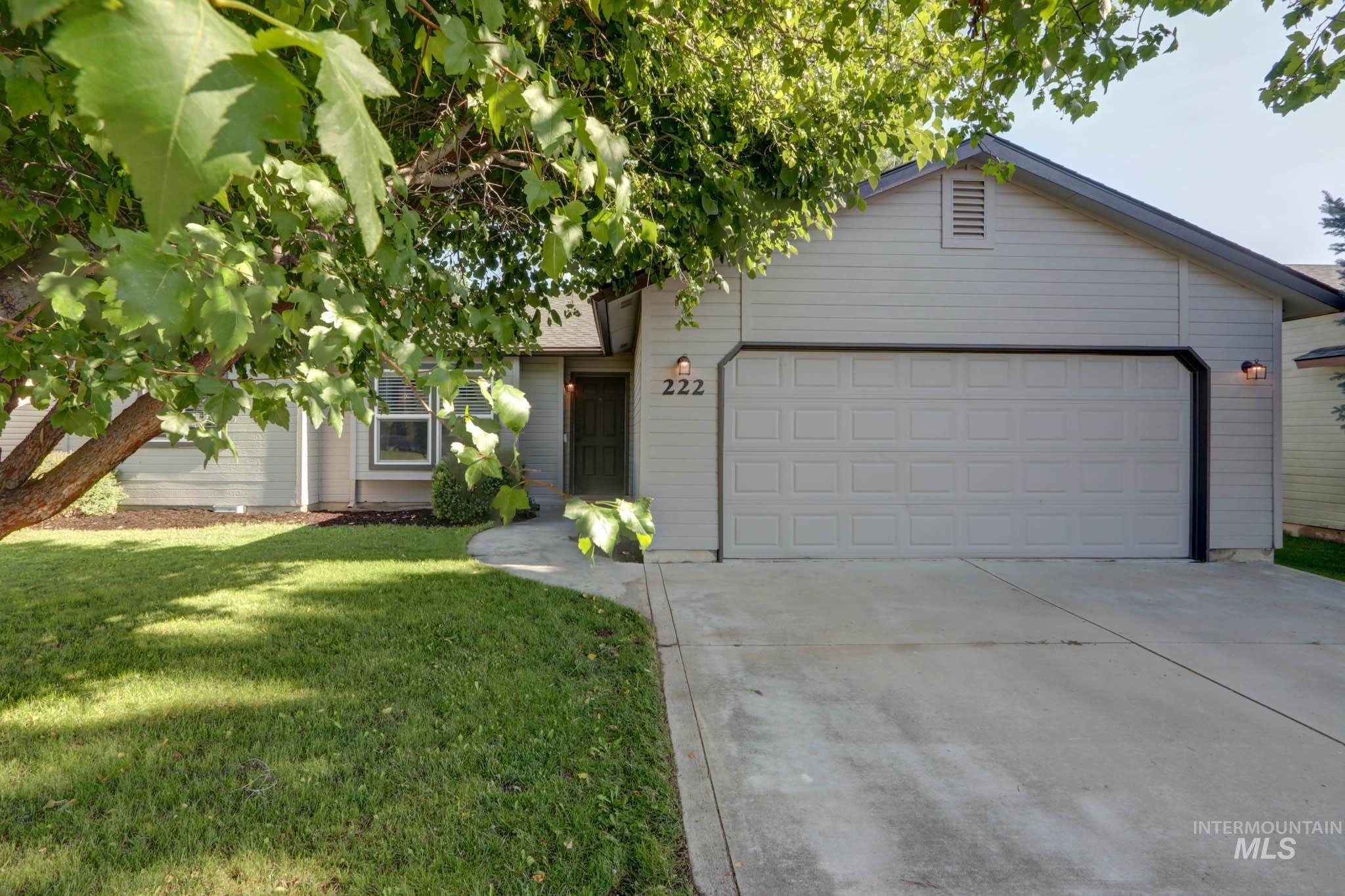 222 W John Deere Property Photo 1