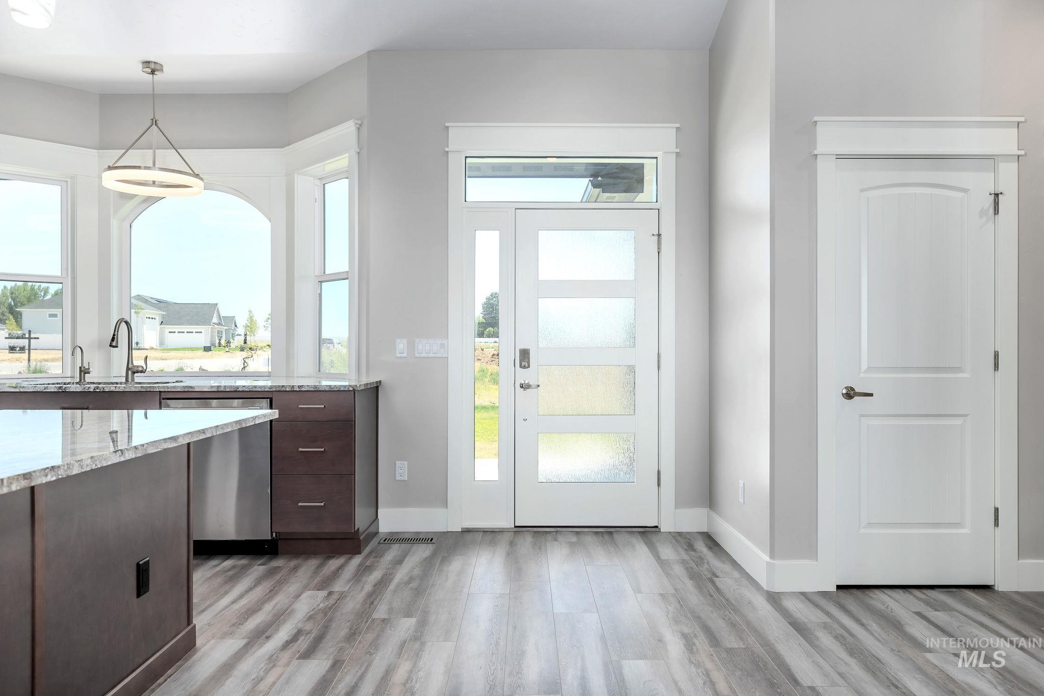 9264 Basin Kid Ct Property Photo 6