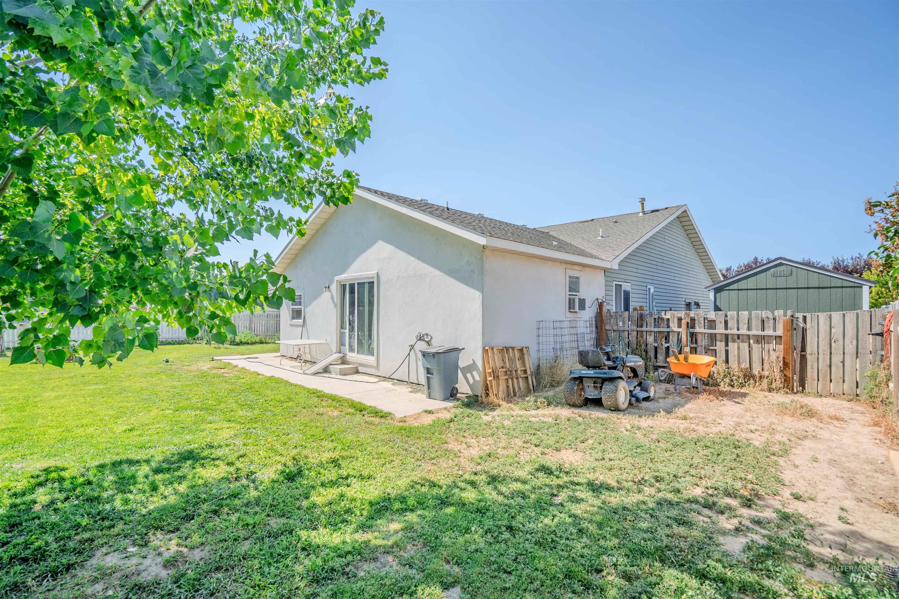 225 Cottonwood Property Photo 30