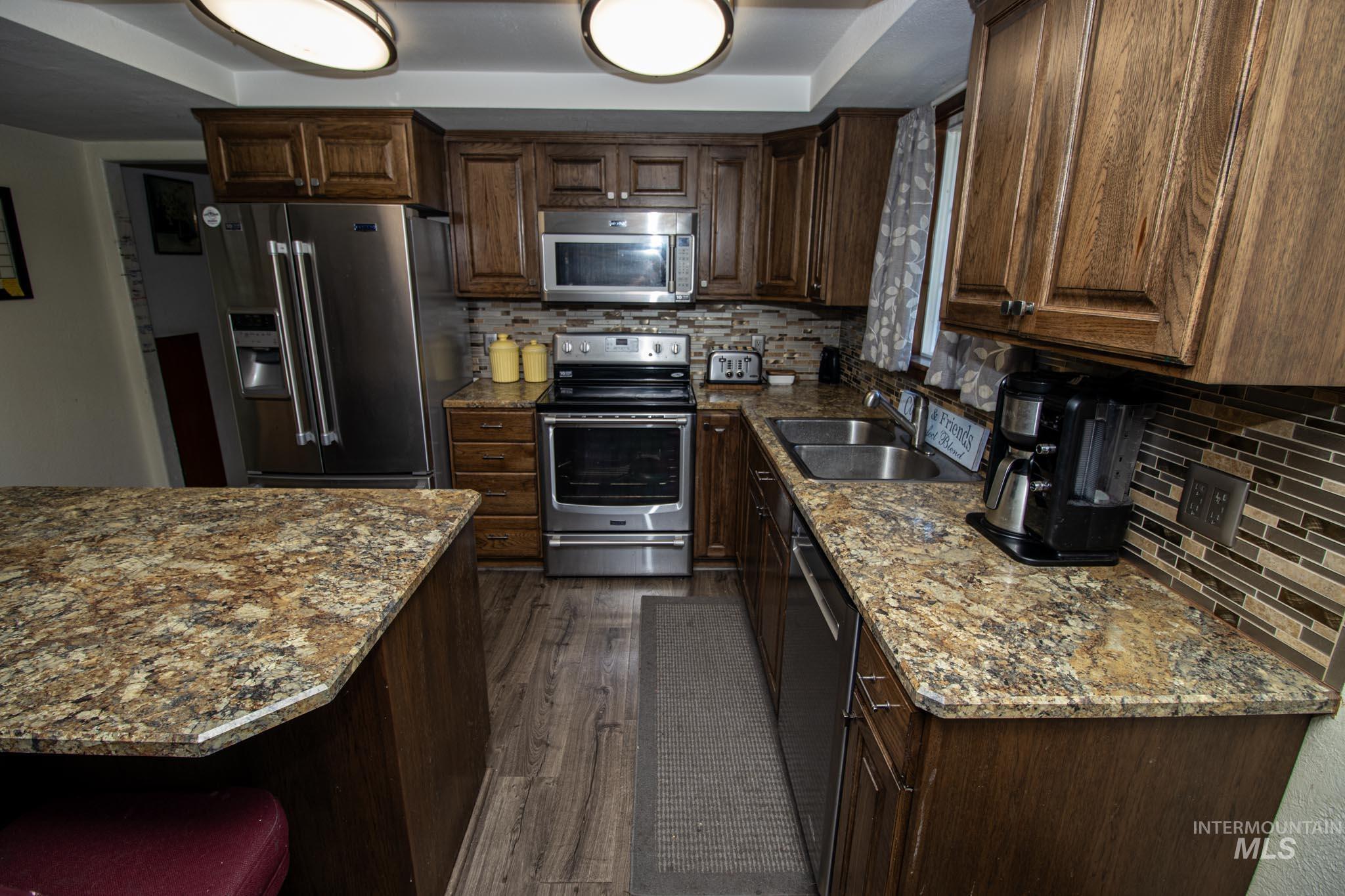 143 125th St Property Photo 12