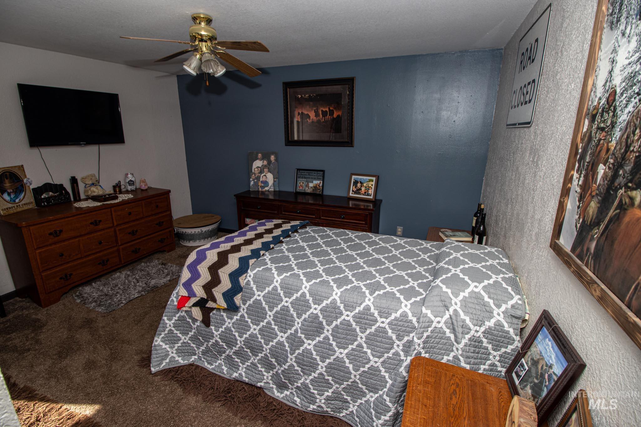 143 125th St Property Photo 17