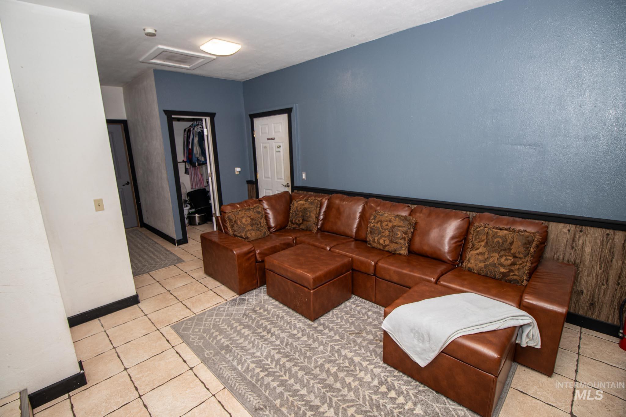 143 125th St Property Photo 21