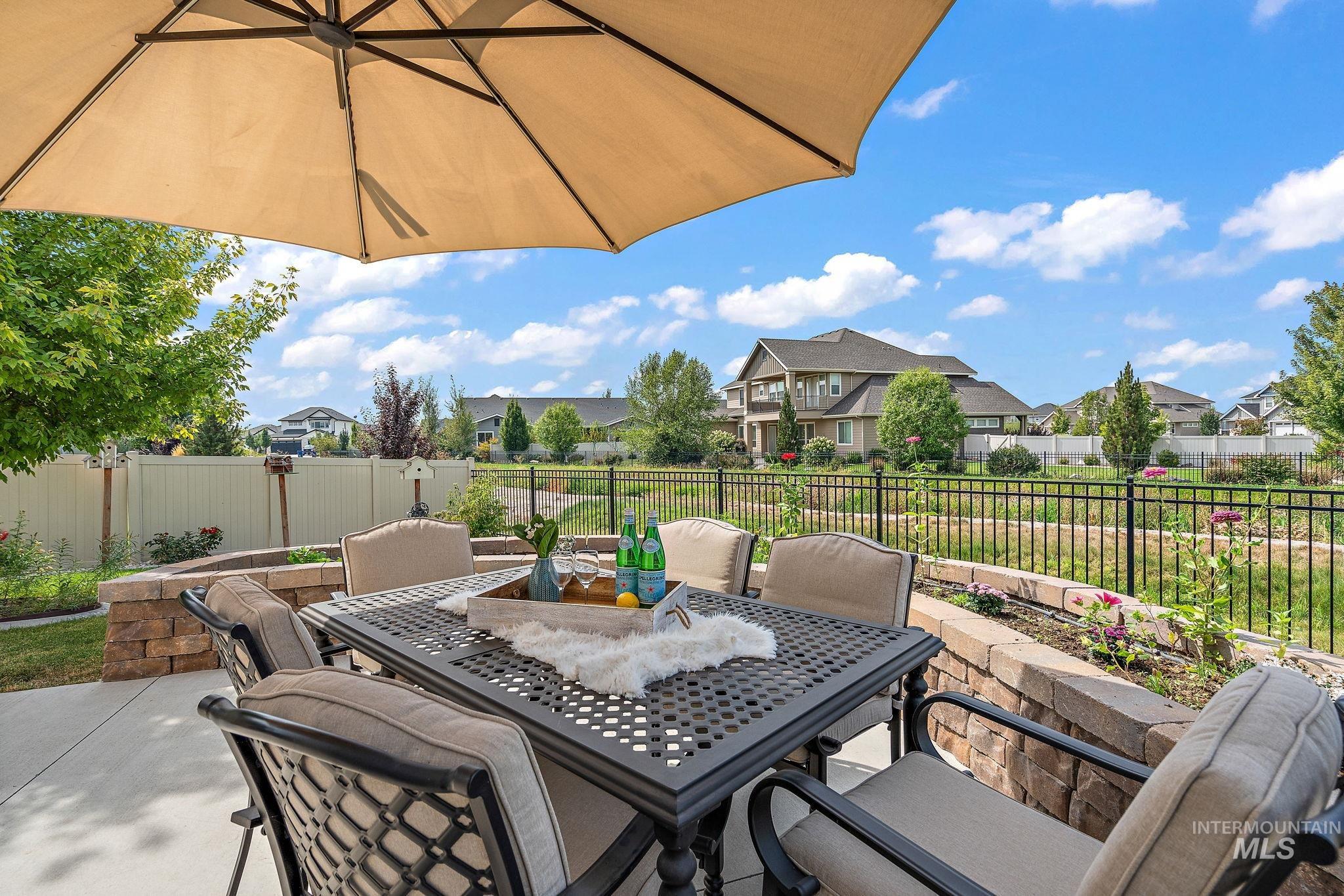 1175 N Champions Pl Property Photo 38