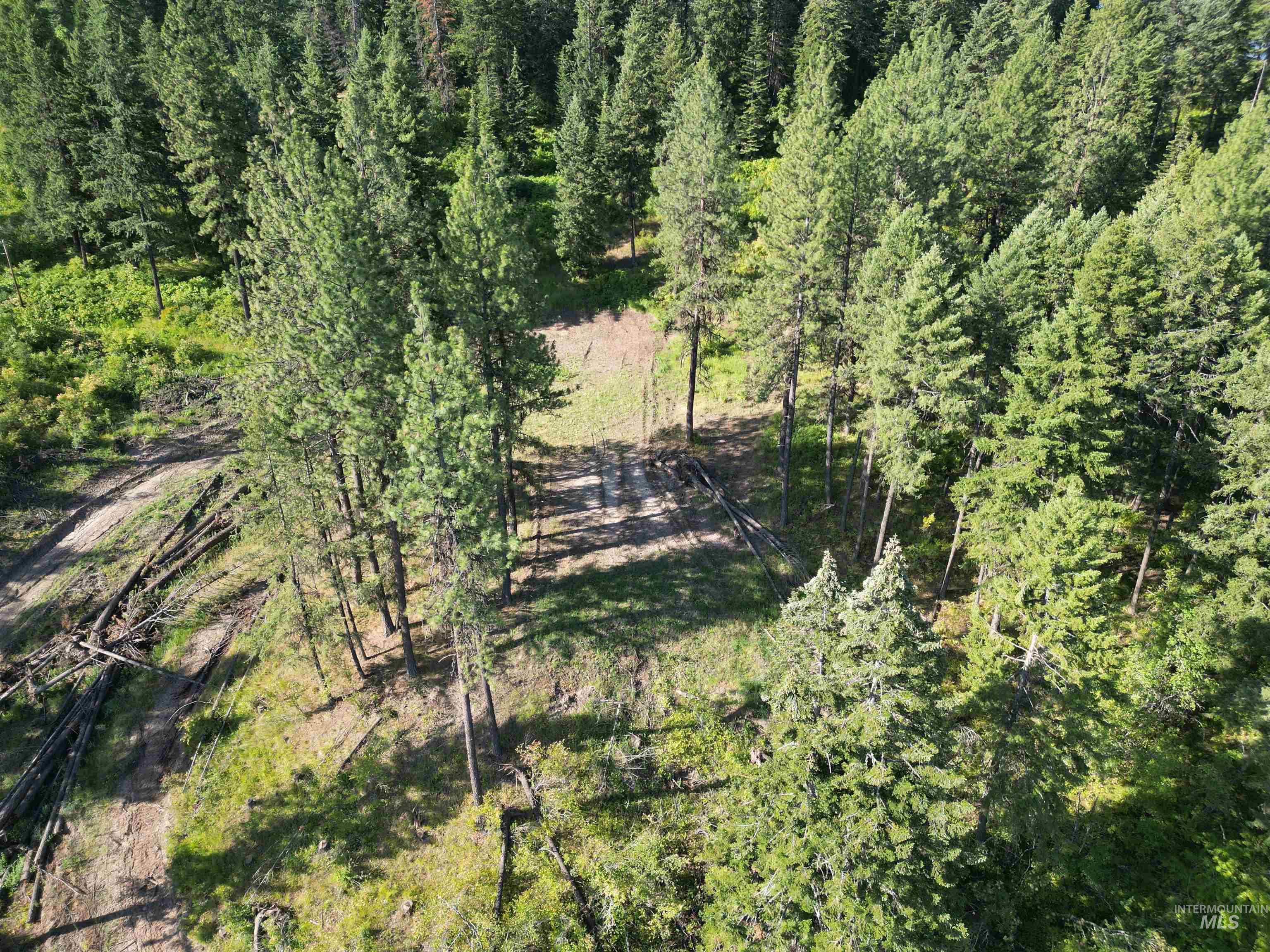 750 Mountain Top Drive Property Photo 14