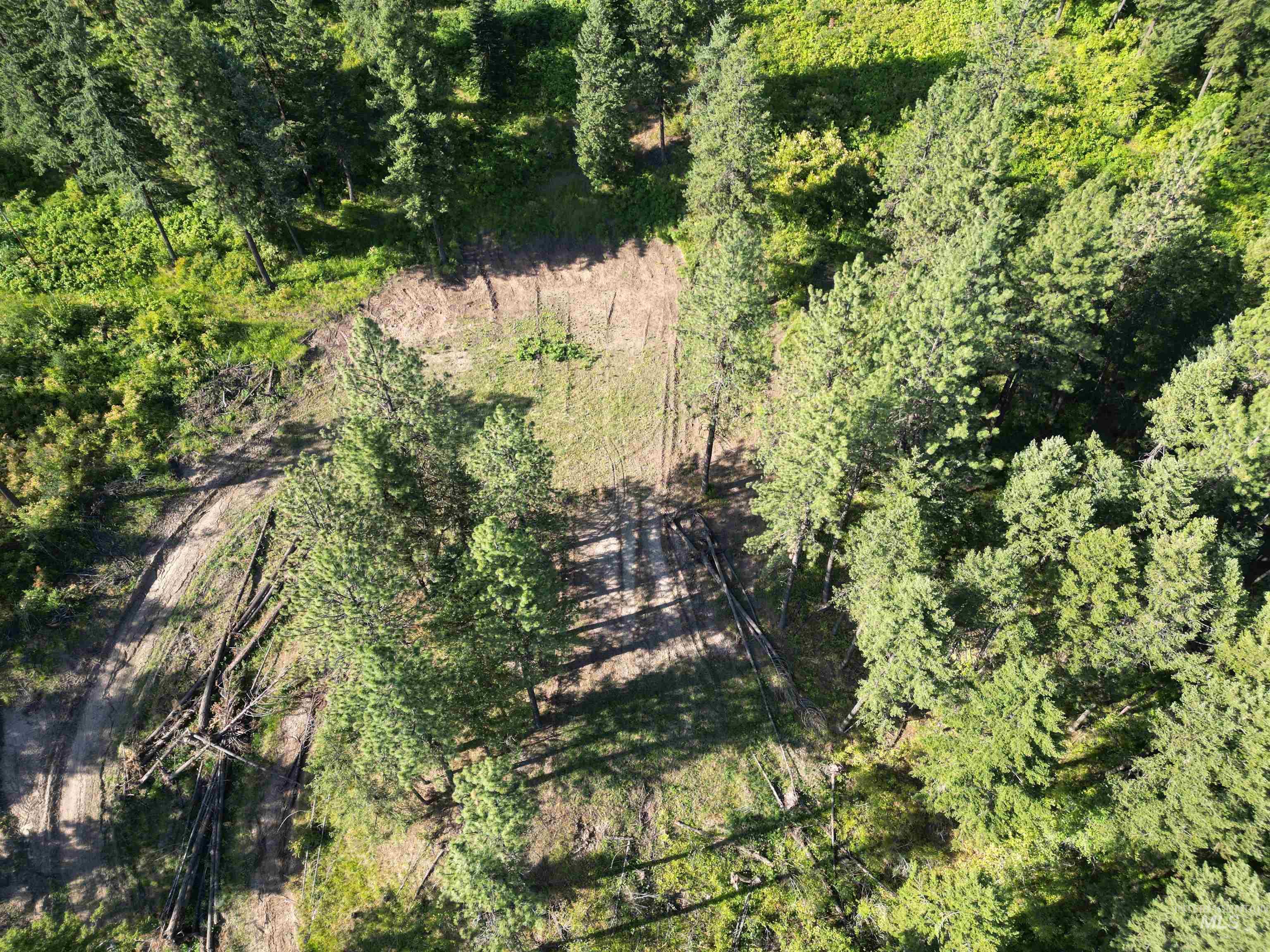 750 Mountain Top Drive Property Photo 15