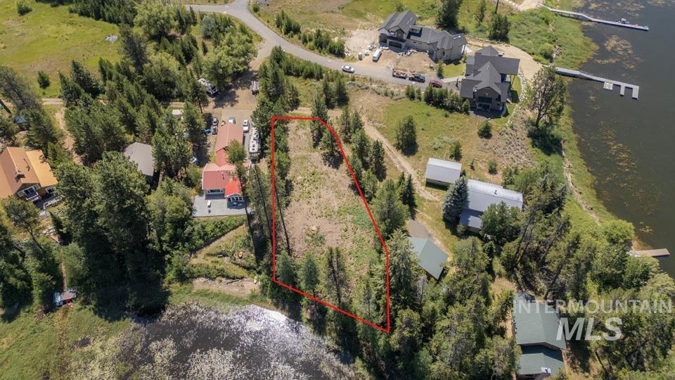 88 Golden Pl Property Photo 6