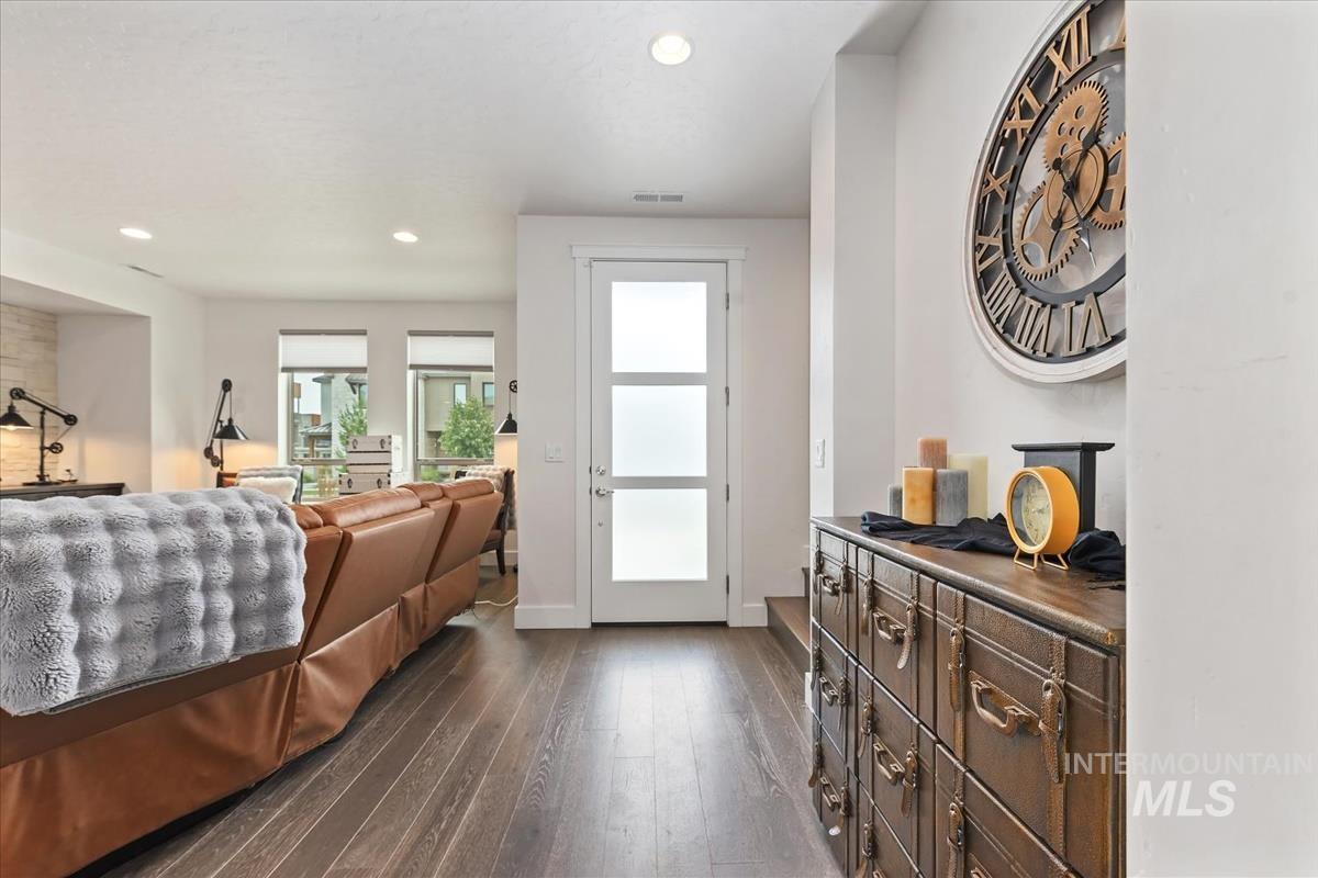 3034 S Honeycomb Way Property Photo 4