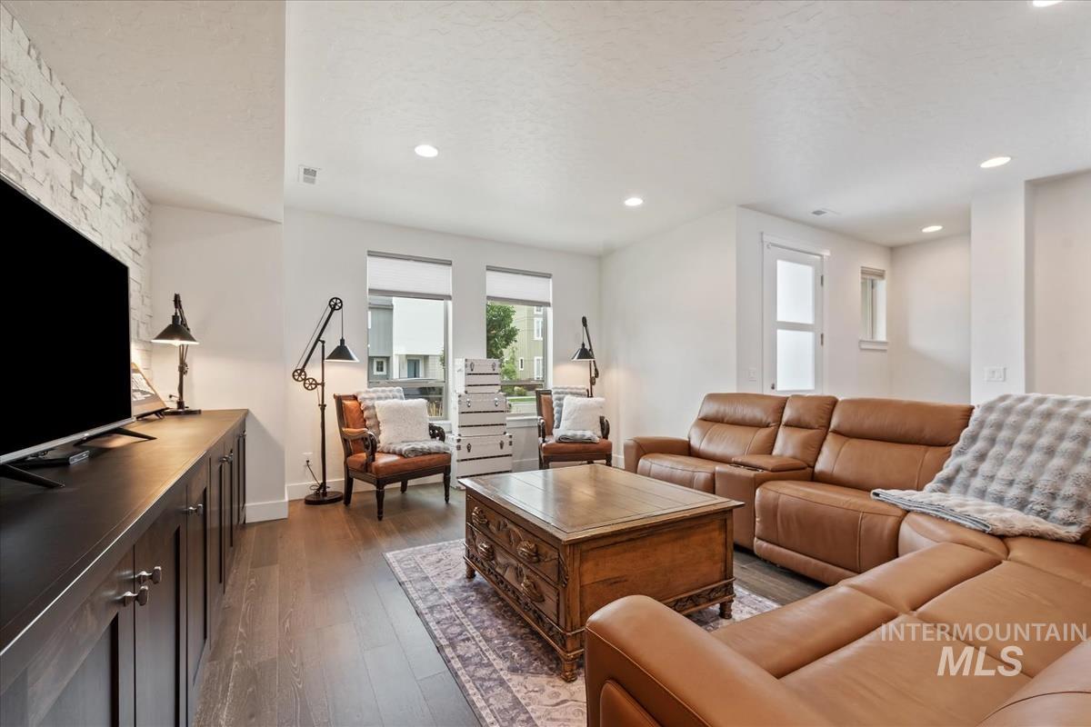 3034 S Honeycomb Way Property Photo 5